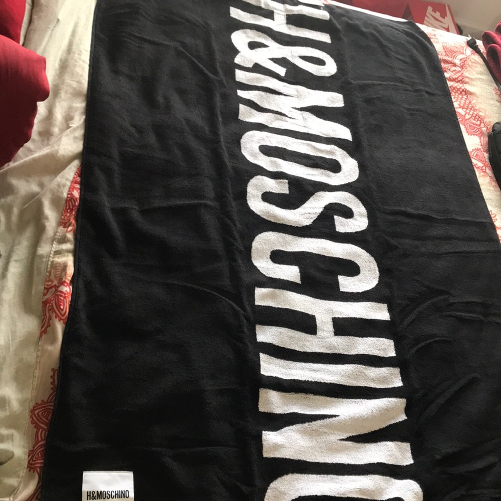 Black H&MOSCHINO Collection Beach Towel (Unused)